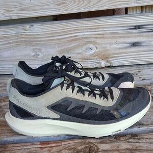Salomon Pulsar PRG Womens Black and Tan Trail Running Sneakers